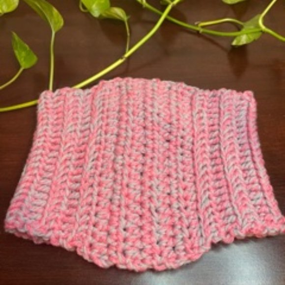 Handmade Neck Warmer Pink/Gray button front - Picture 4 of 4